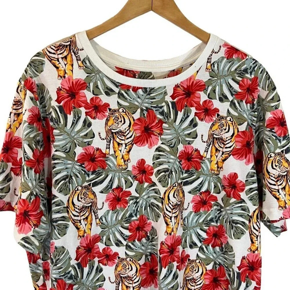 No Boundaries Tiger Jungle Safari Theme T Shirt XL Floral Tropical Colorful Knit - Picture 3 of 6
